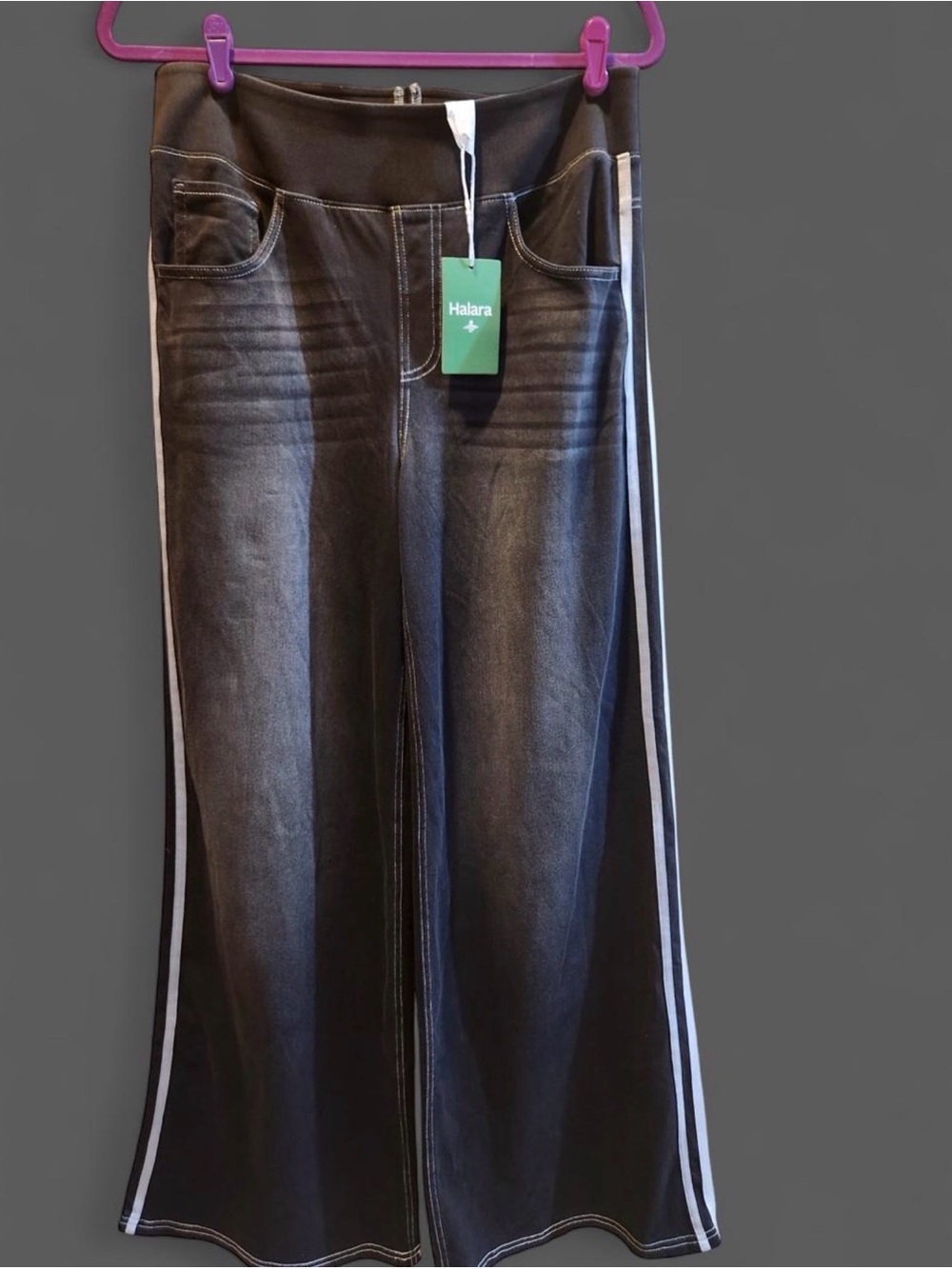 HALARA Black Flared Wide-Leg Jeans with White Side Stripes